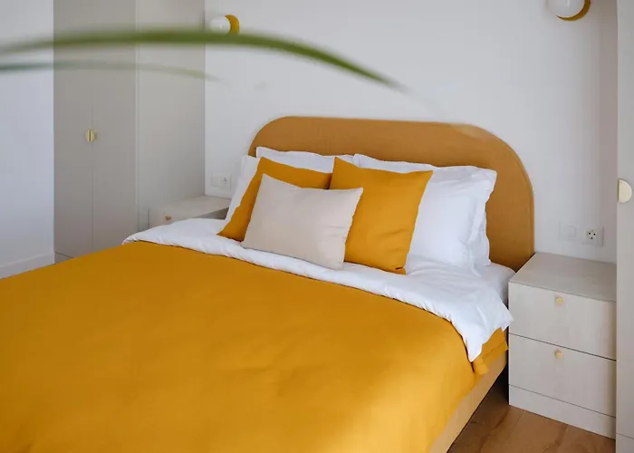 Blonde I One Bedroom Apartment I One Cotroceni Park