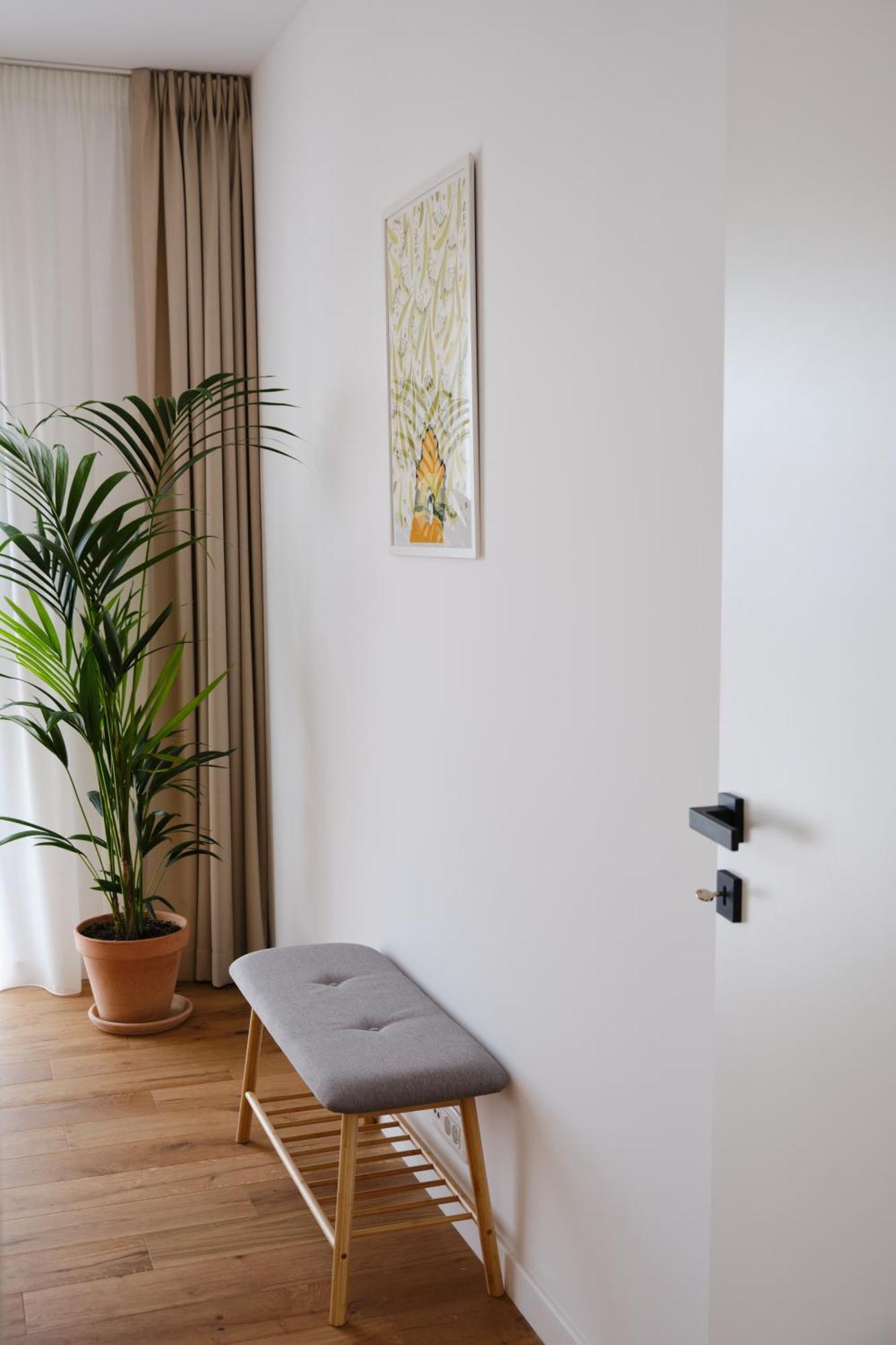 Blonde I One Bedroom I One Cotroceni Park *