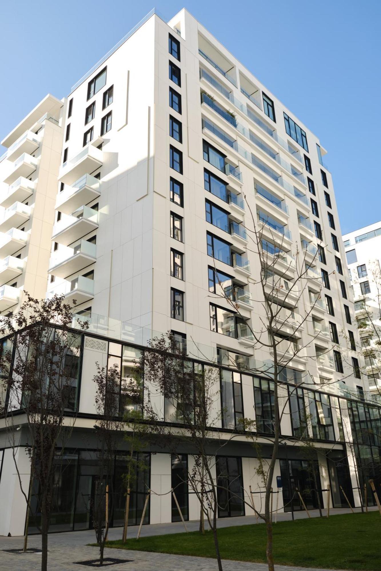 Blonde I One Bedroom I One Cotroceni Park *
